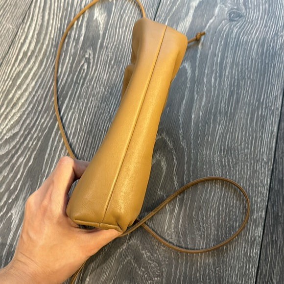 BOTTEGA VENETA
Caramel 'The Mini Pouch' Clutch - Picture 3 of 6